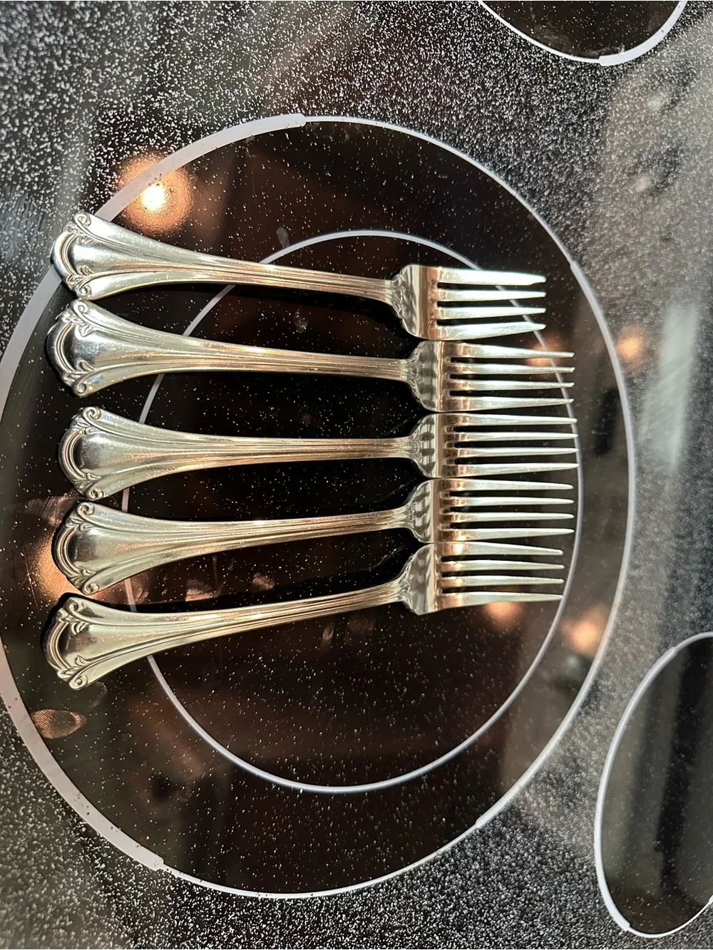Resplendence 4 pc Dinner Forks & Bonus Salad by World